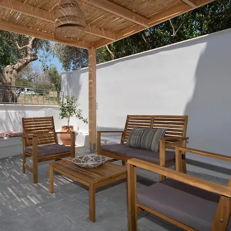 Camara Luxury Apartments Pylos Exterior foto